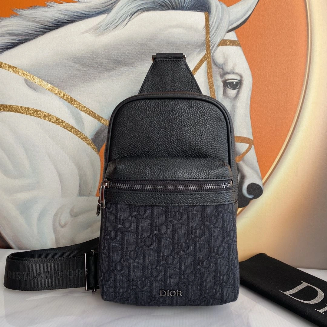 HighQuality Mens Christian Dior Waist Chest Packs 91901