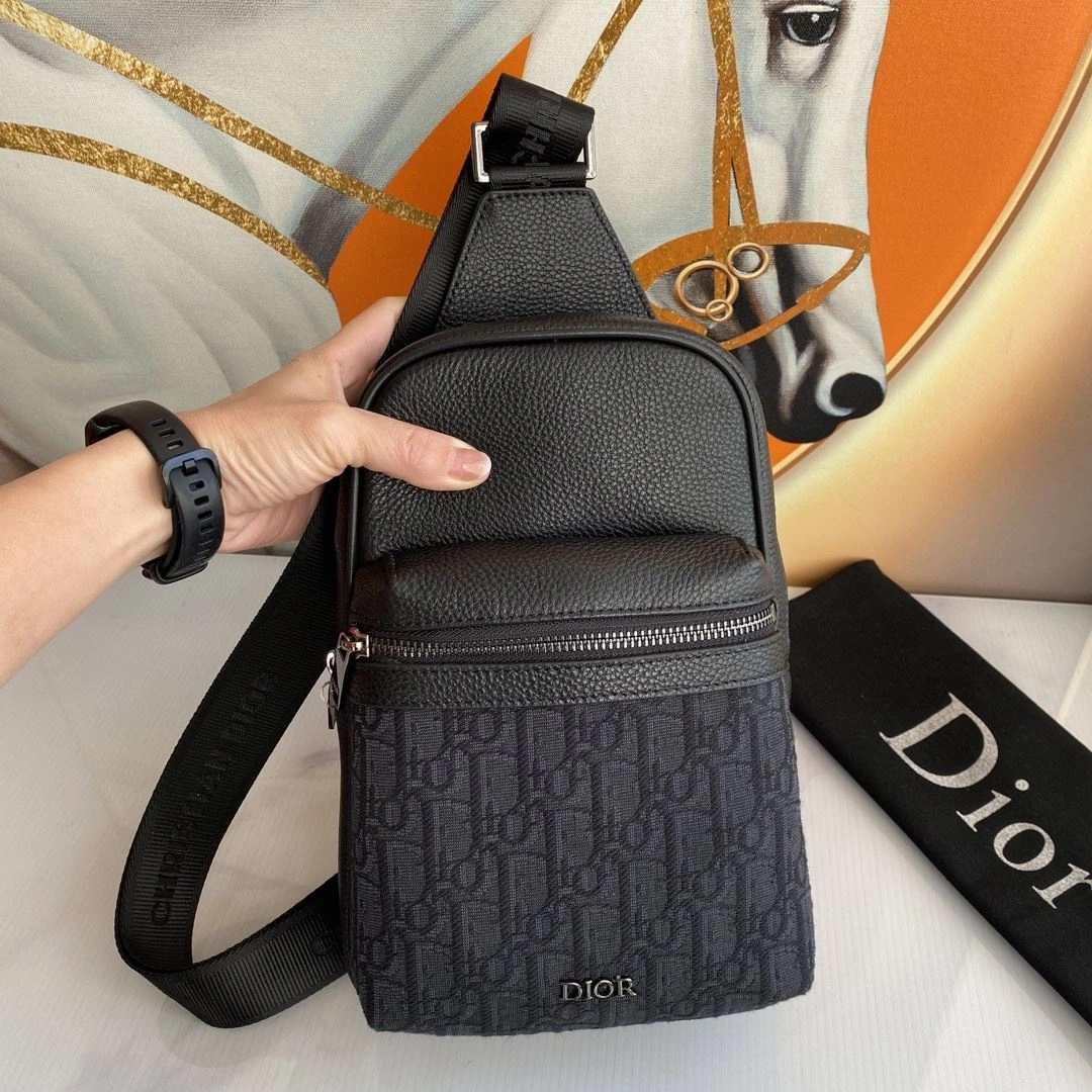 HighQuality Mens Christian Dior Waist Chest Packs 91901