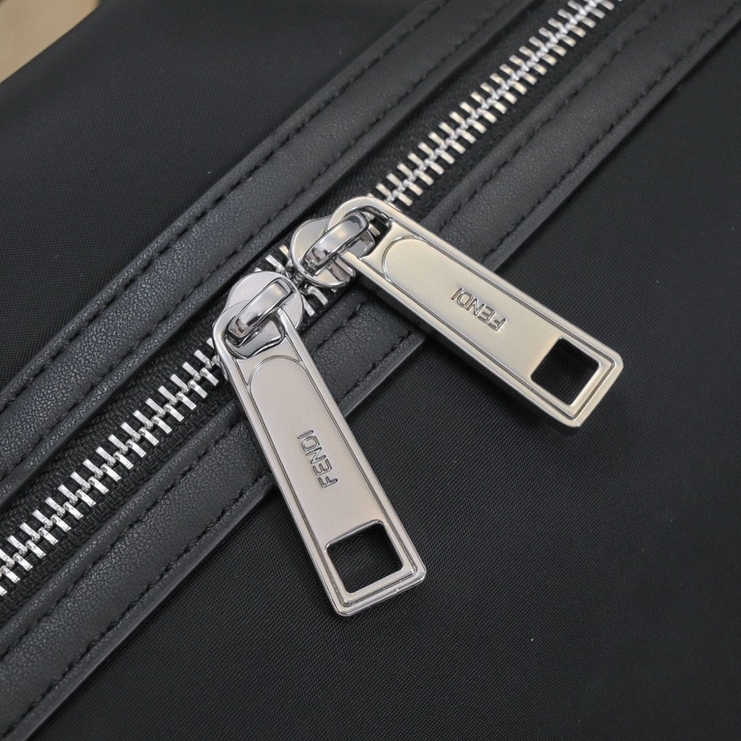 Mens Fendi Backpacks StreetReady 90916