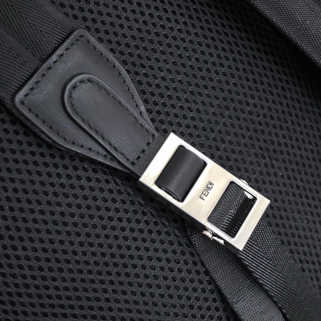 Mens Fendi Backpacks StreetReady 90916