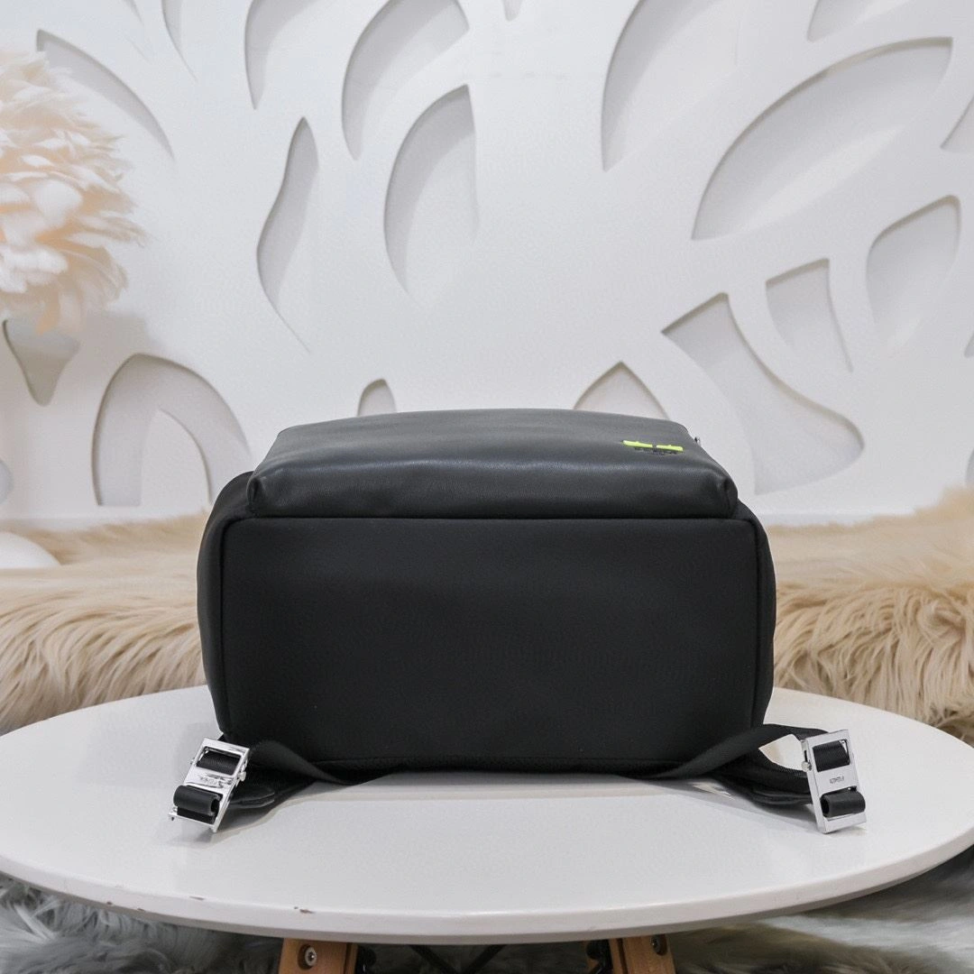 Mens Fendi Backpacks StreetReady 90916