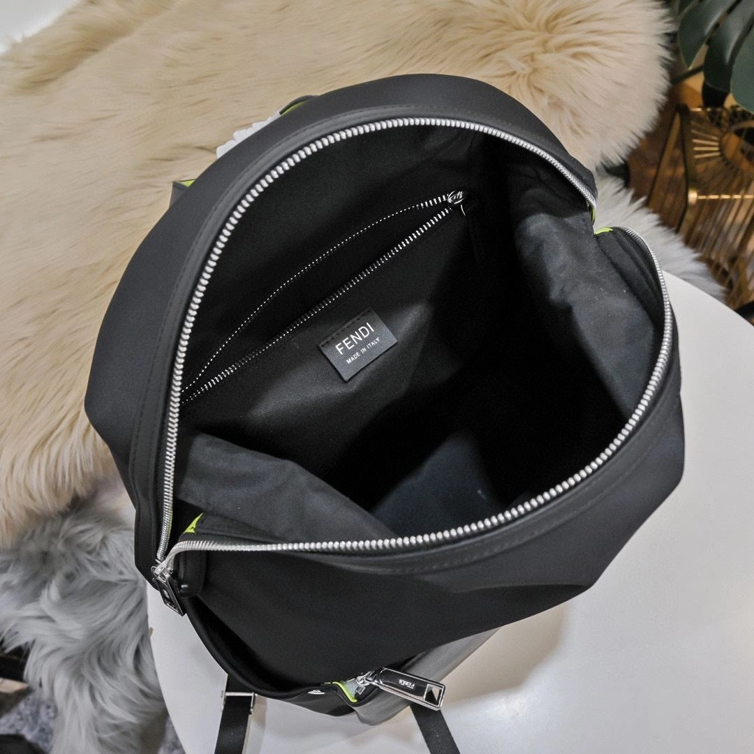 Mens Fendi Backpacks StreetReady 90916