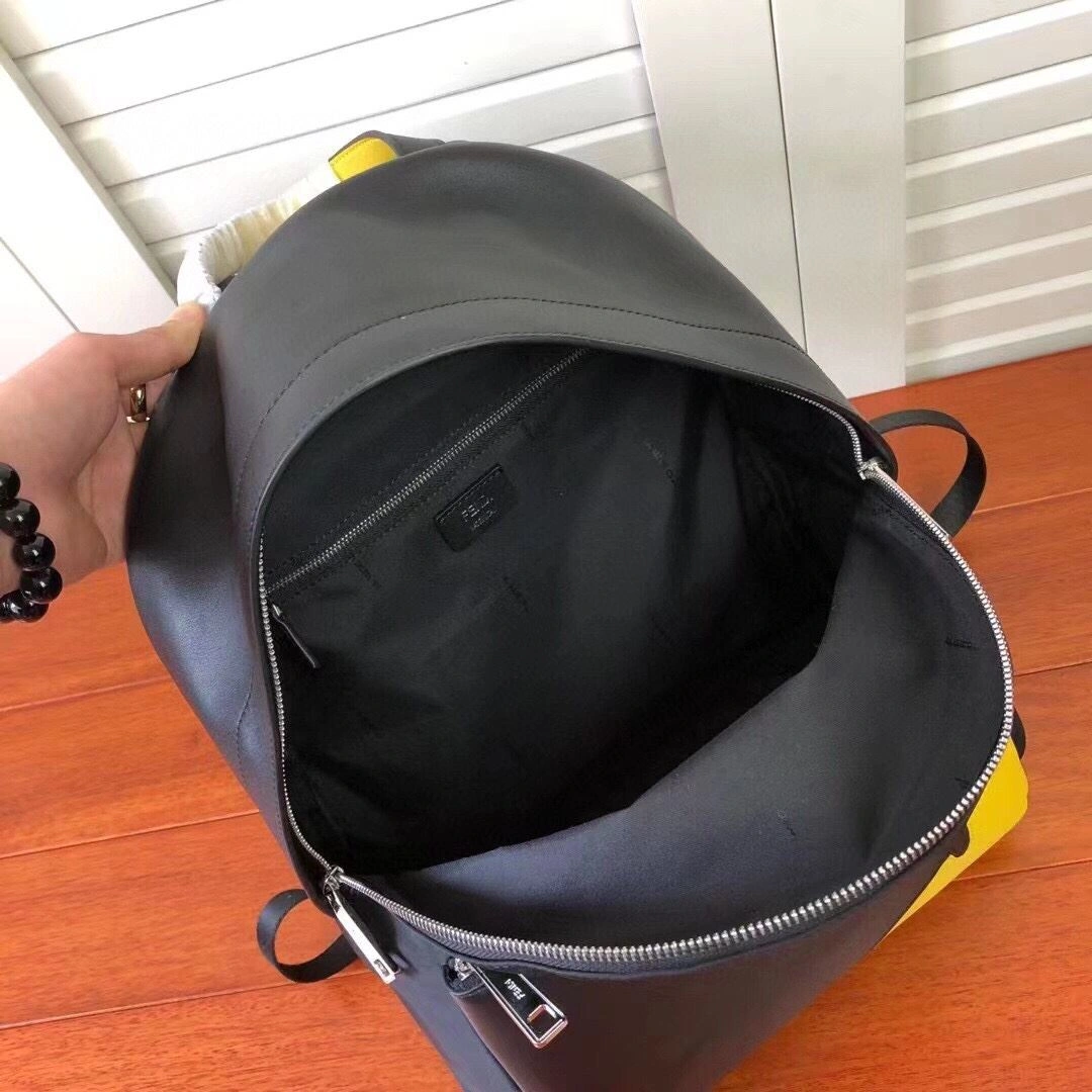 Minimalist Mens Fendi Backpacks 93161