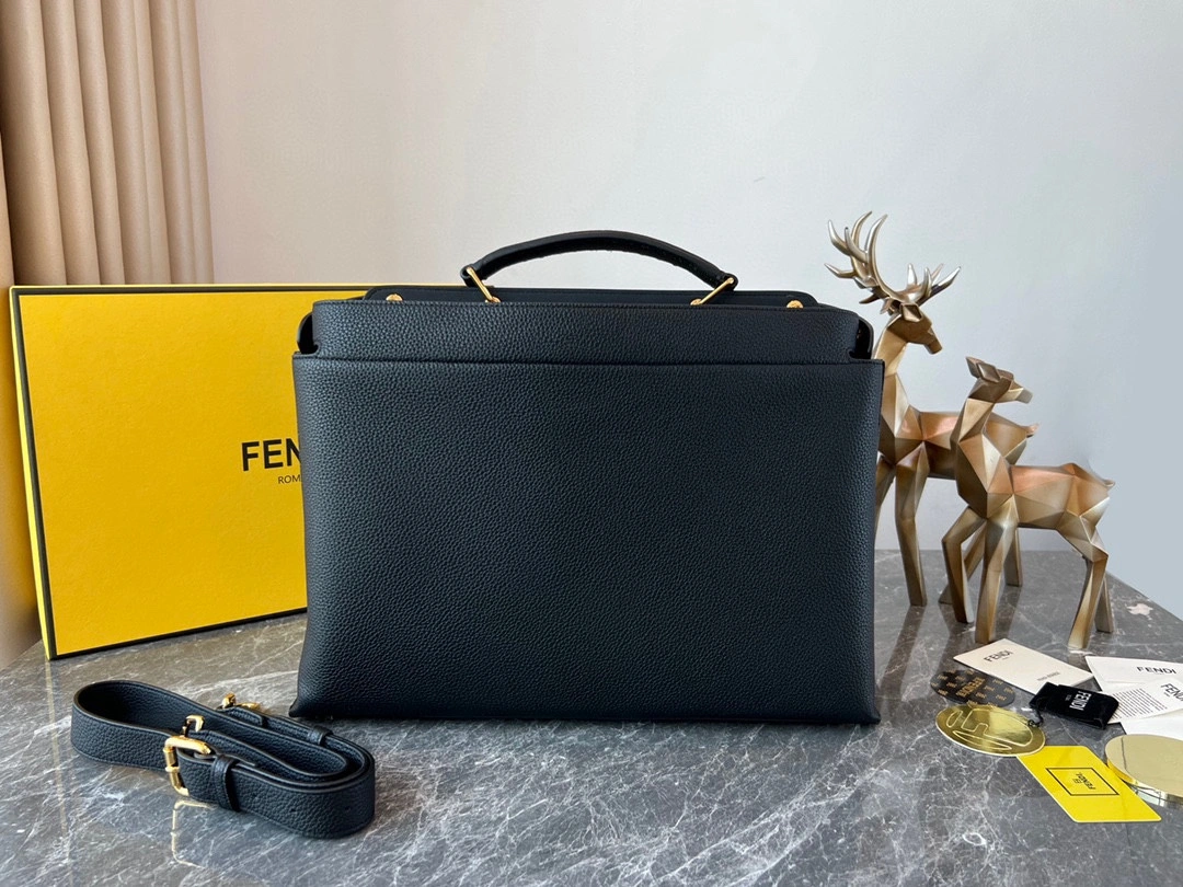 Effortless Mens Fendi Briefcases 76606