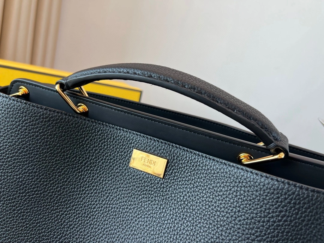 Effortless Mens Fendi Briefcases 76606