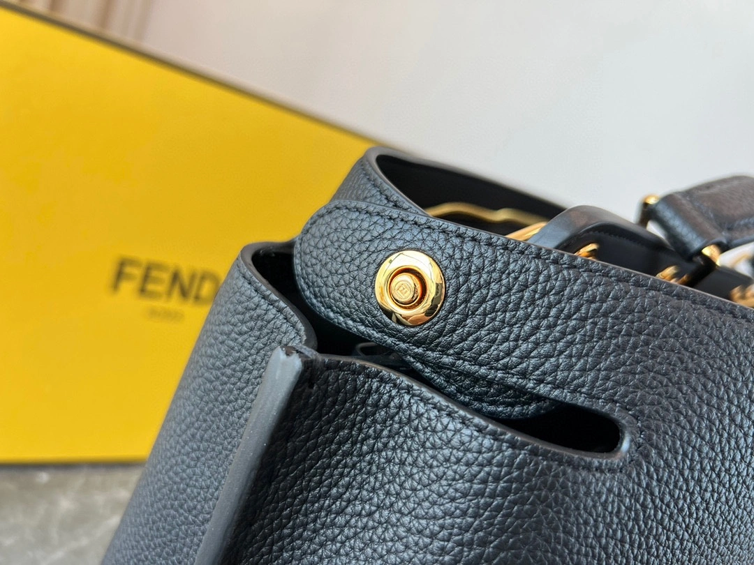 Effortless Mens Fendi Briefcases 76606