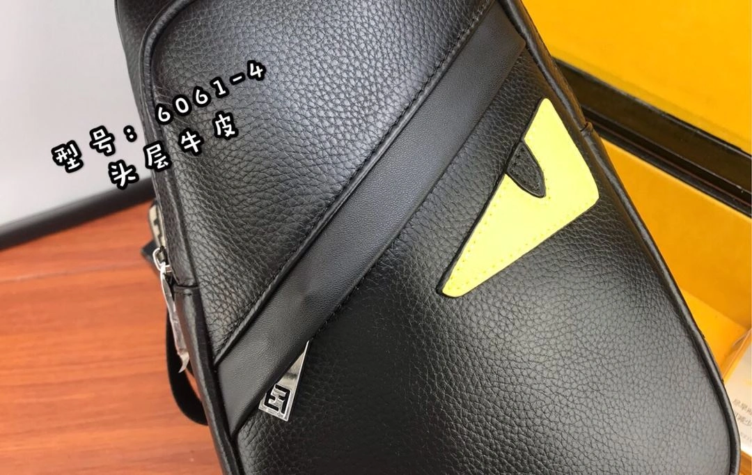 Cozy Mens Fendi Waist Chest Packs 93135