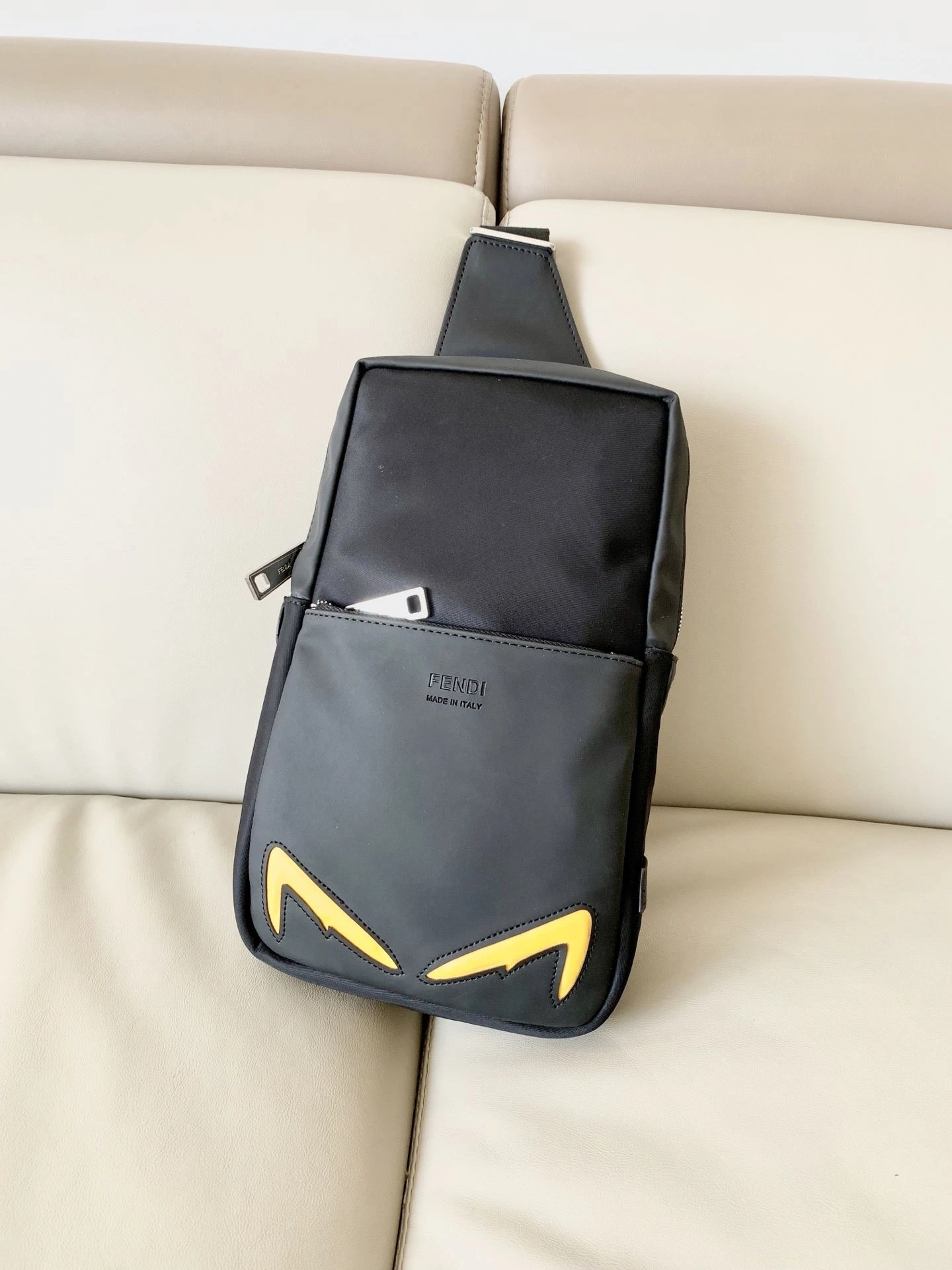 Chic Mens Fendi Waist Chest Packs 93172