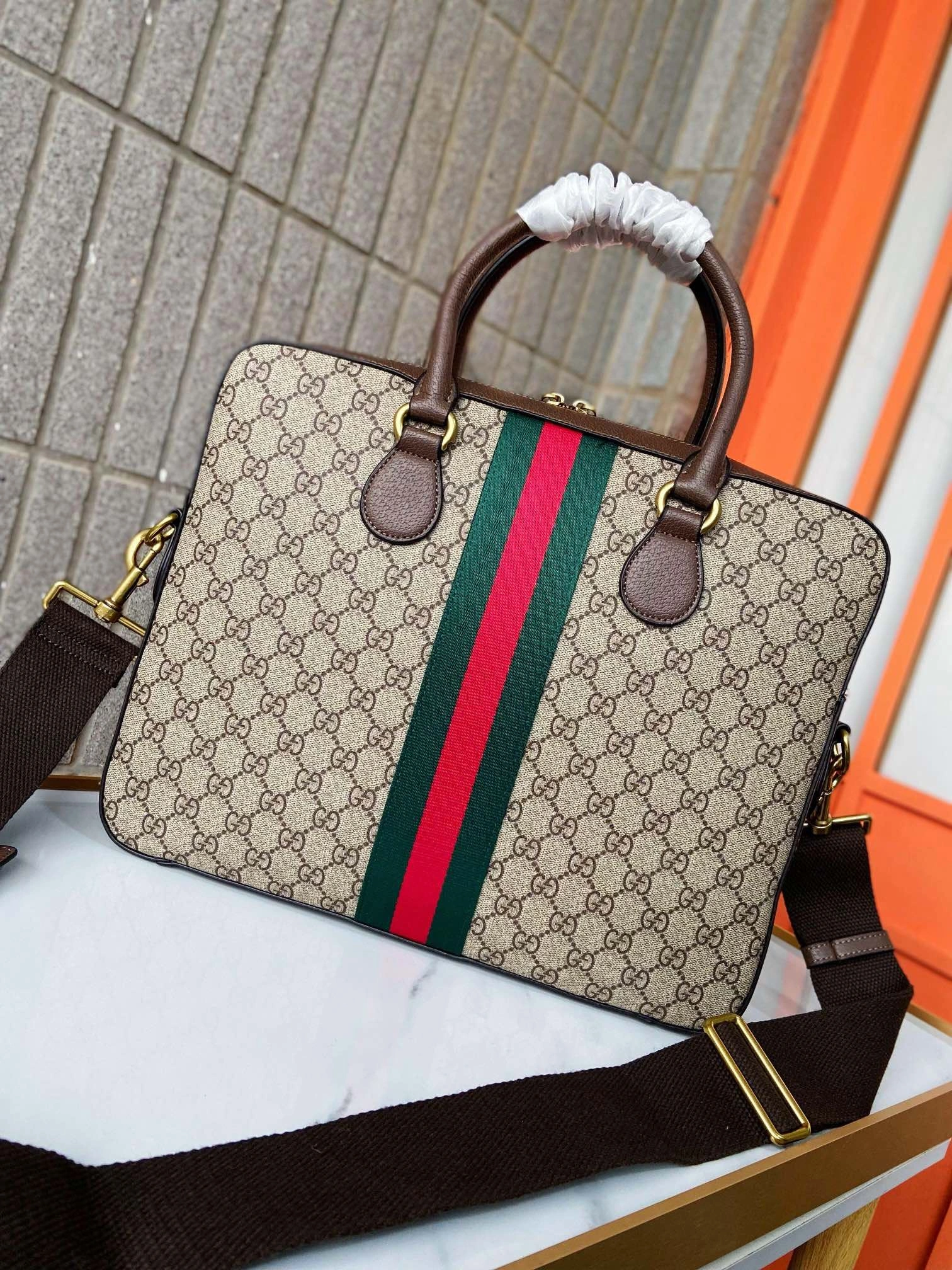 AllSeason Mens Gucci Briefcases 93057
