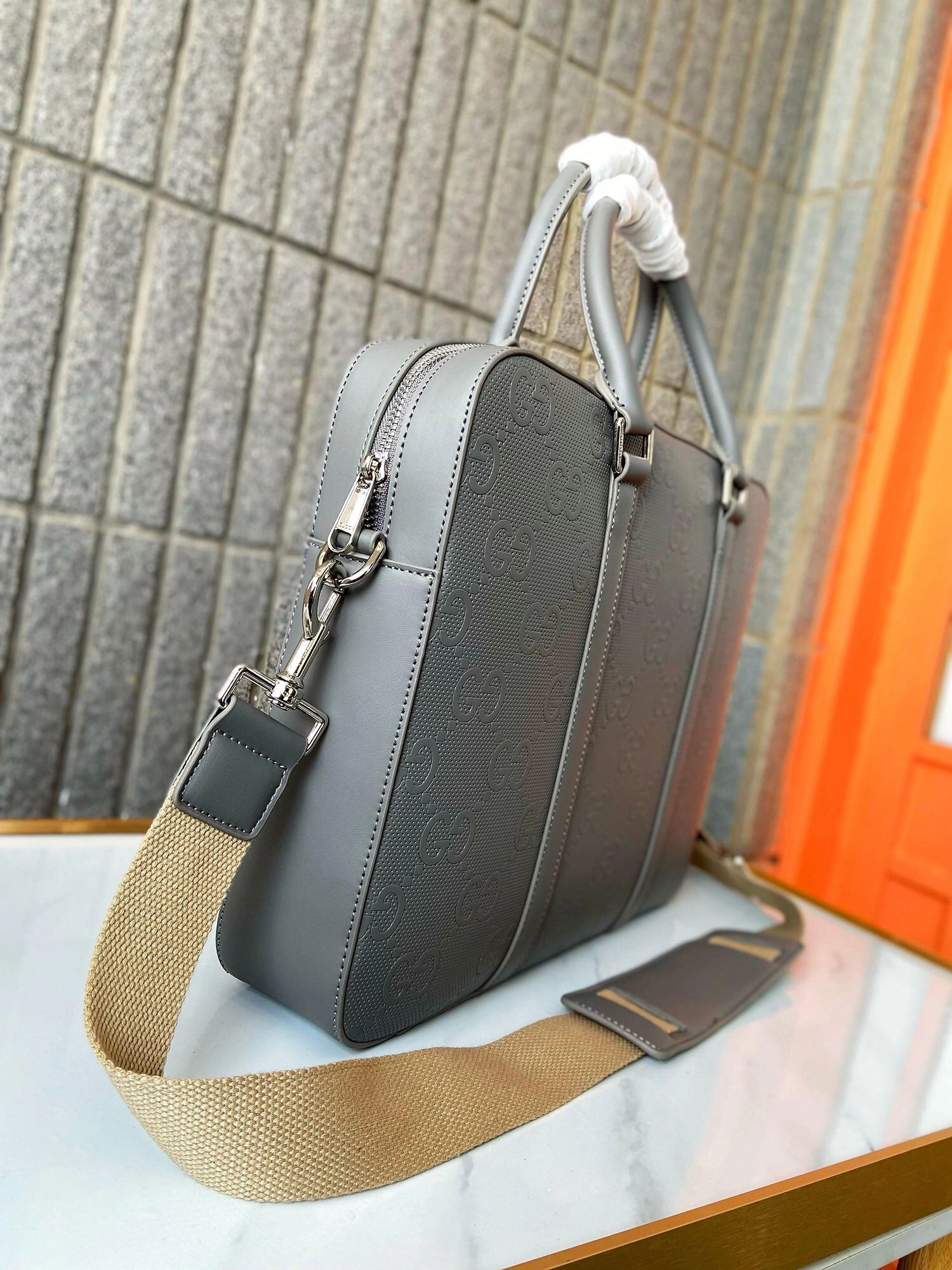 Mens Gucci Briefcases Compact 93080