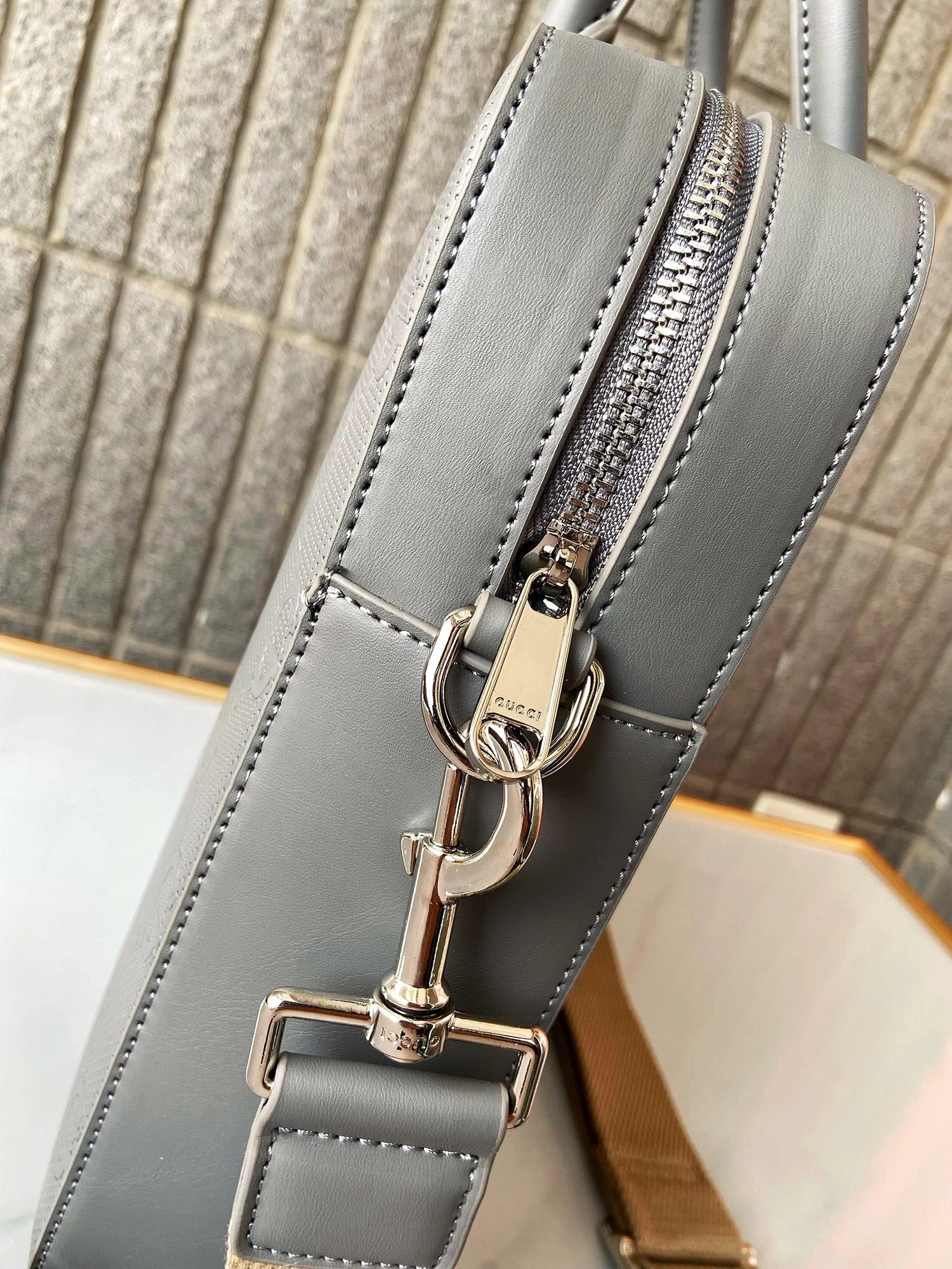 Mens Gucci Briefcases Compact 93080