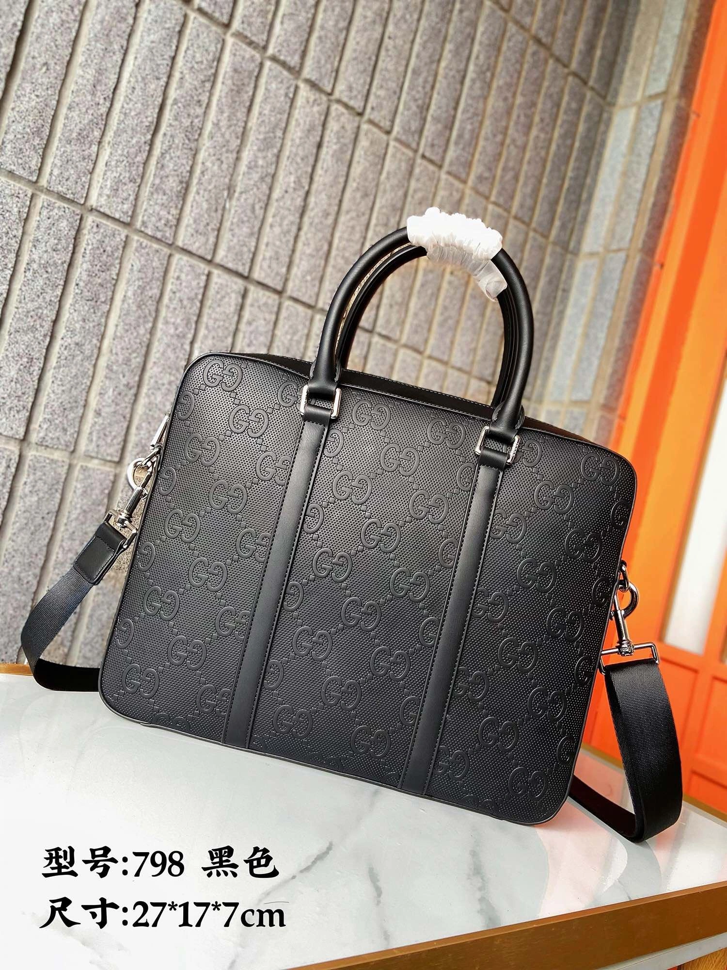 Mens Gucci Briefcases WeatherProof 93054
