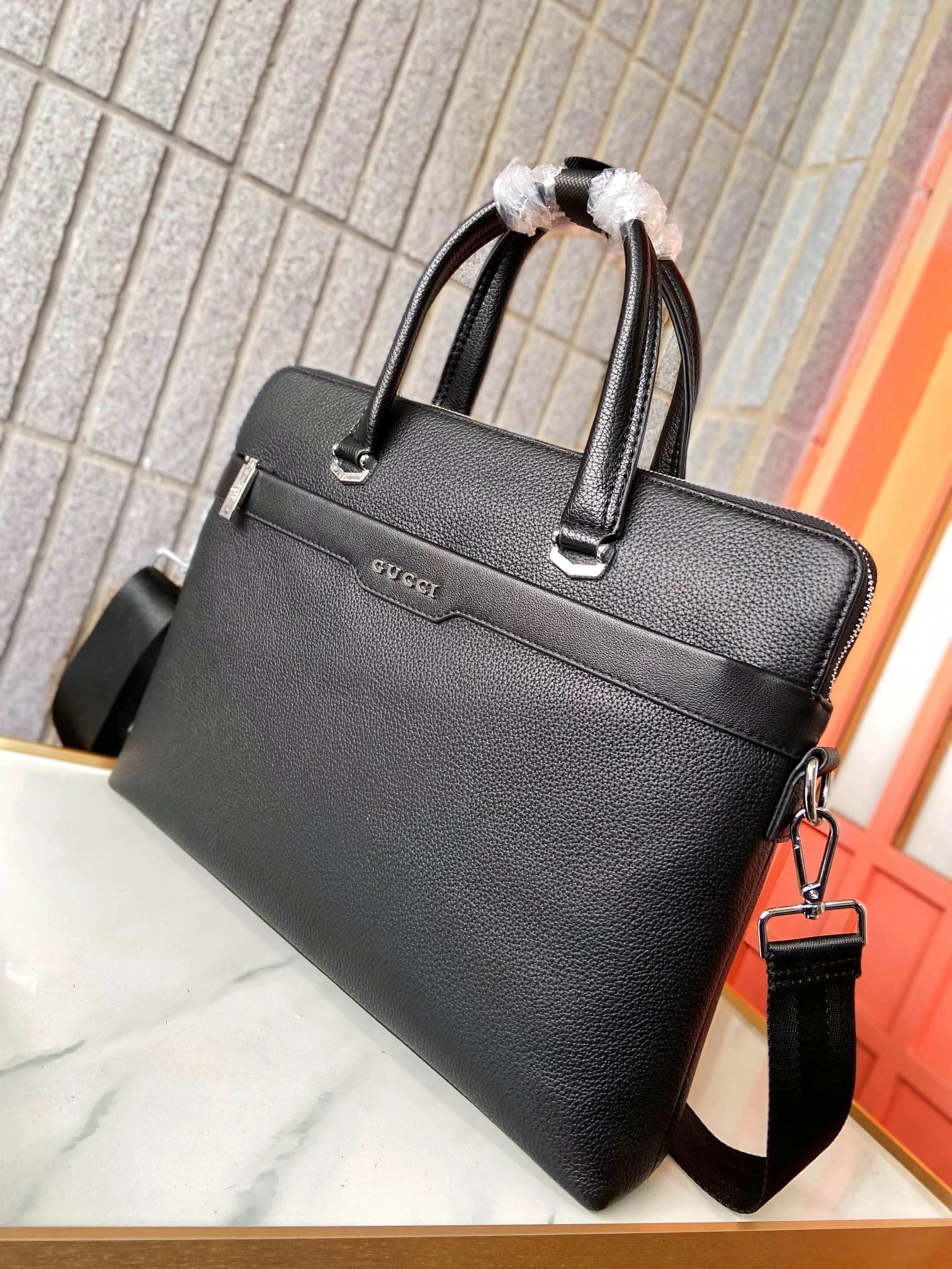 ZipUp Mens Gucci Briefcases 93049