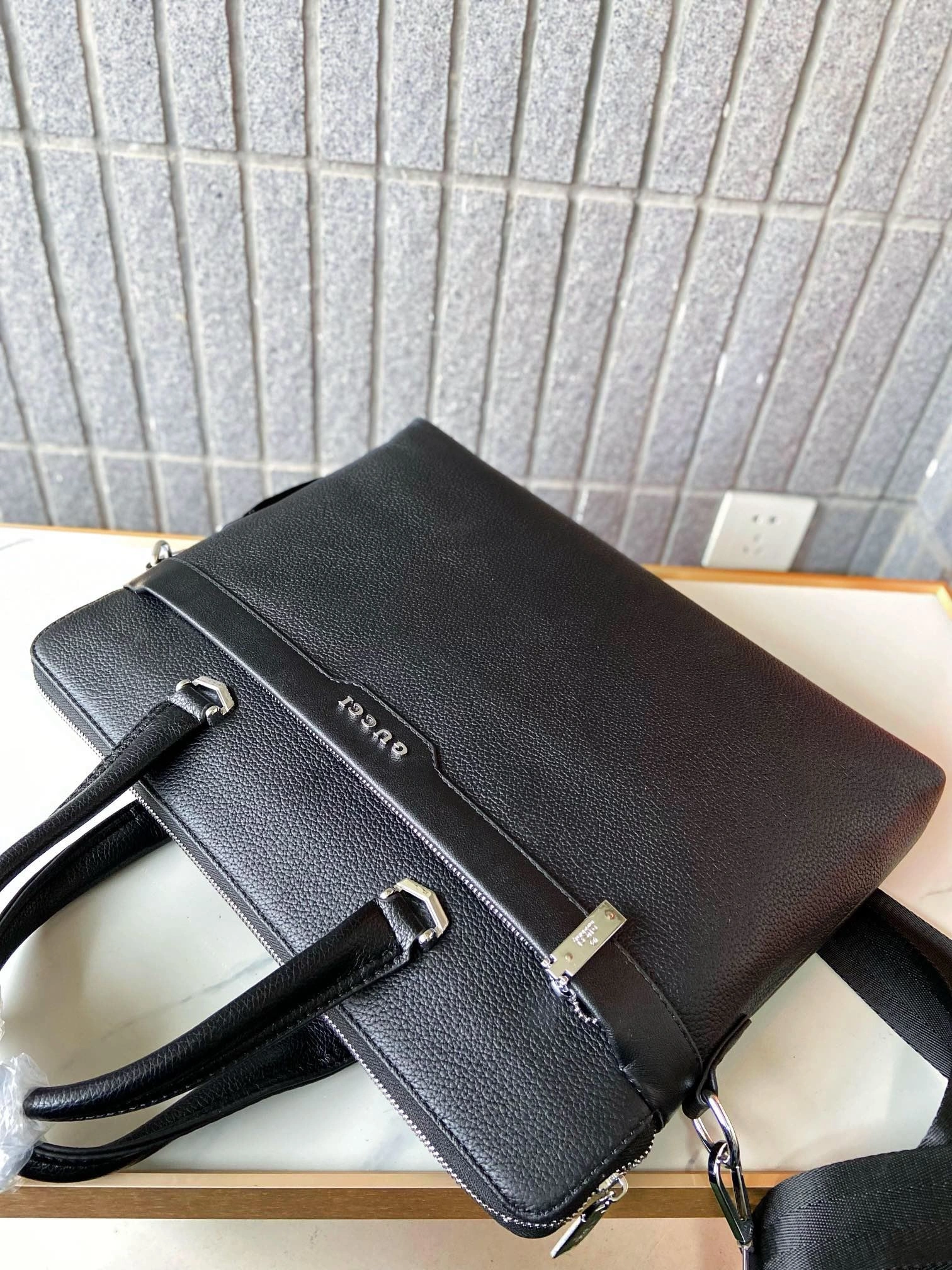ZipUp Mens Gucci Briefcases 93049