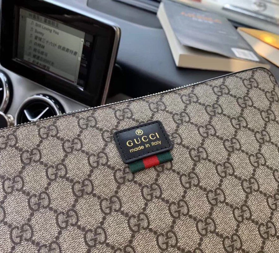 GoAnywhere Mens Gucci Clutch Bags 93017