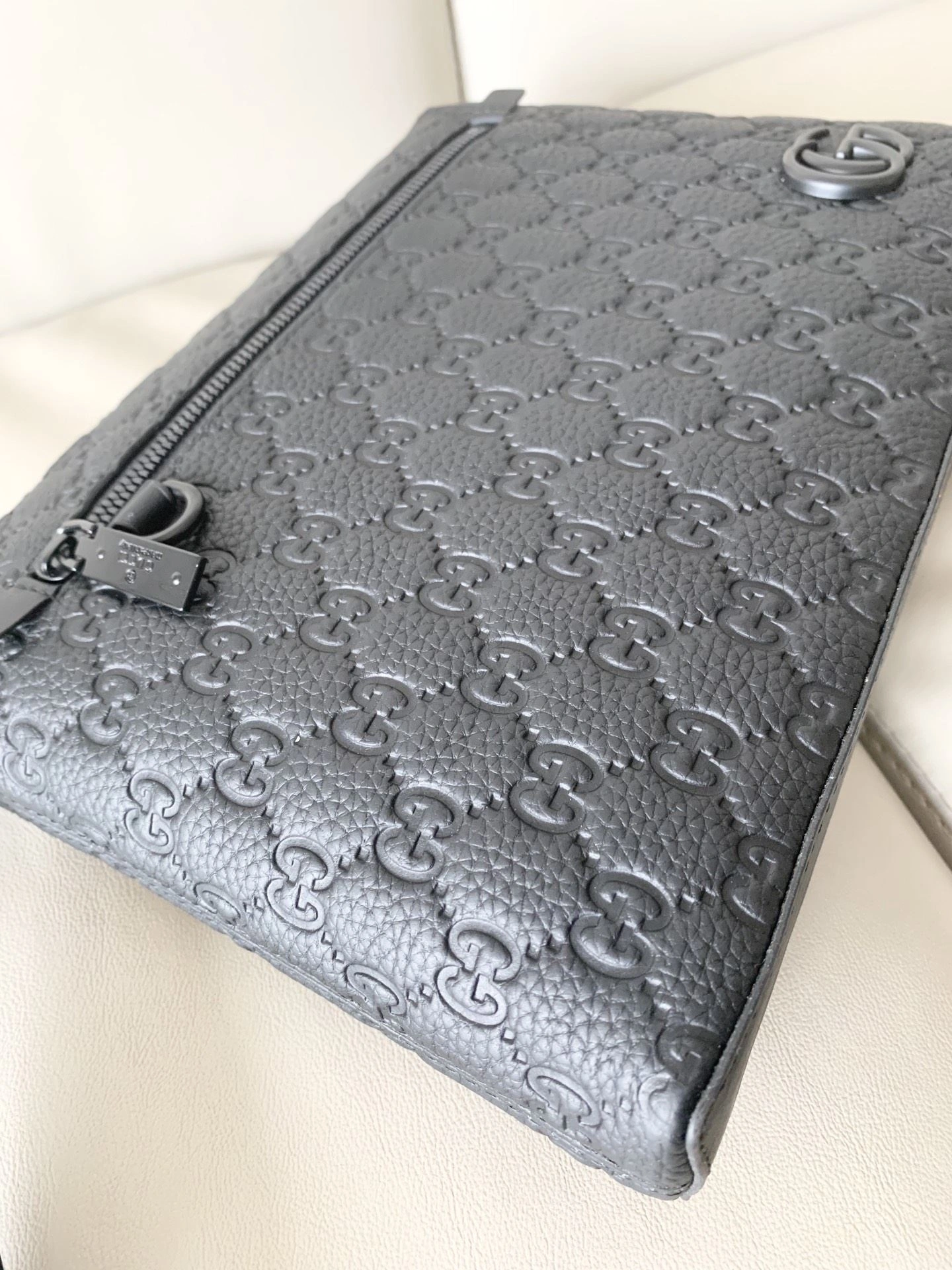 SunProtective Mens Gucci Clutch Bags 93006