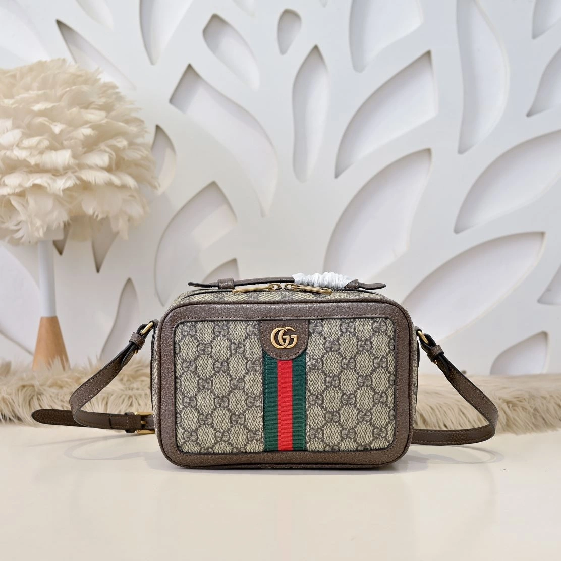 Mens Gucci Satchel Bags Stretchable 90915
