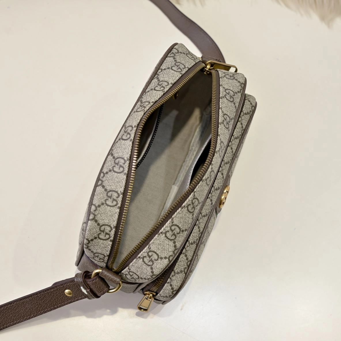 Mens Gucci Satchel Bags Compact 90914