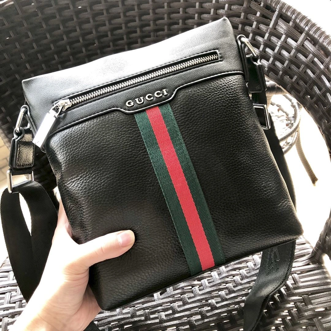 Fashionable Mens Gucci Satchel Bags 92982