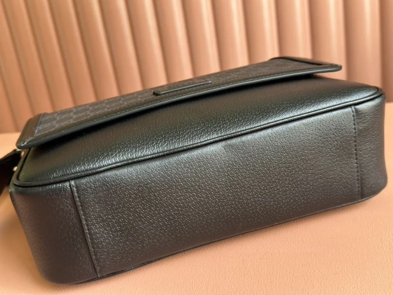 Mens Gucci Satchel Bags Flexible 49493