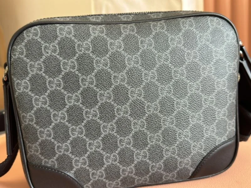Compact Mens Gucci Satchel Bags 49445