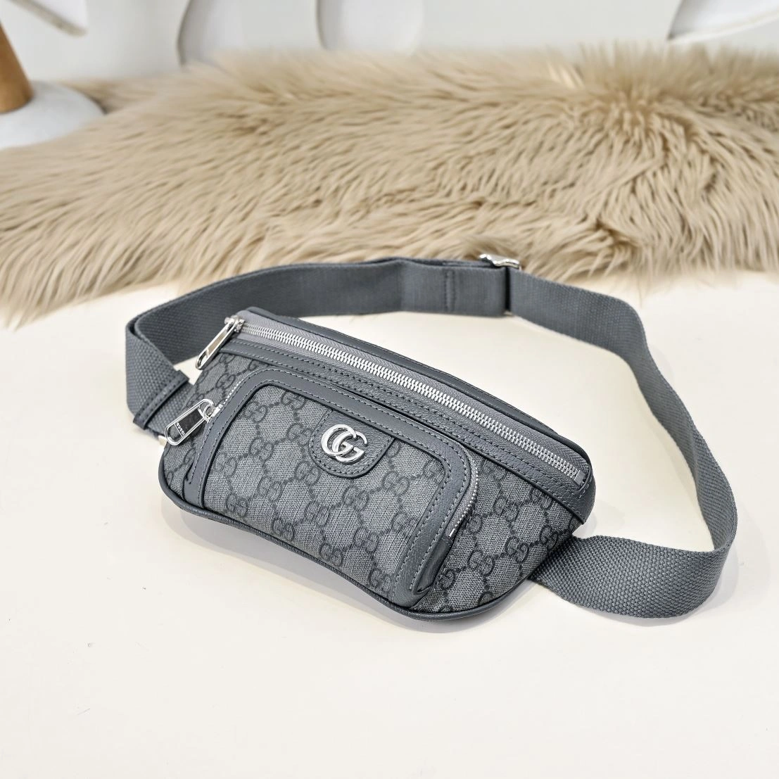 RelaxedFit Mens Gucci Waist Chest Packs 90864