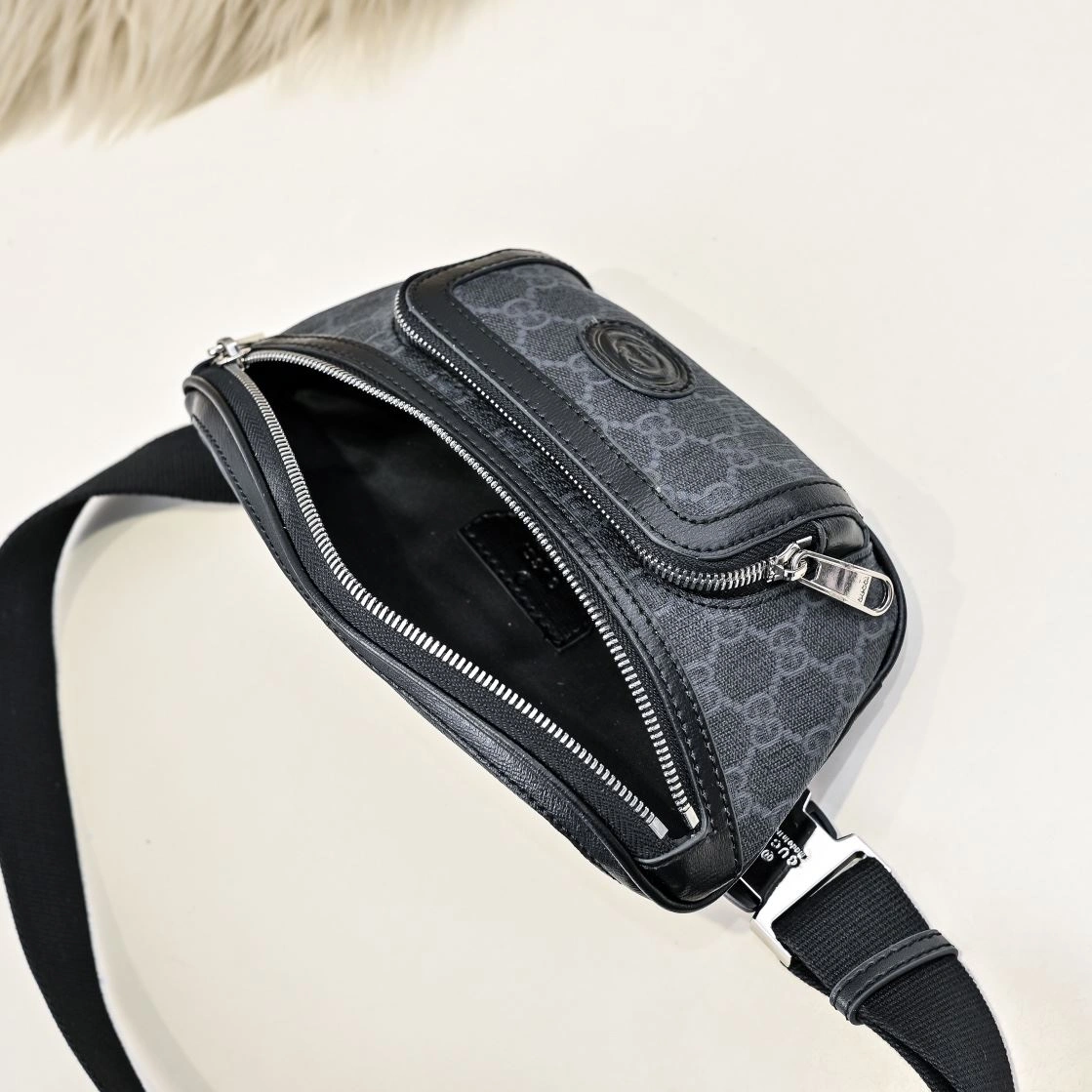 Mens Gucci Waist Chest Packs Upgraded 90862
