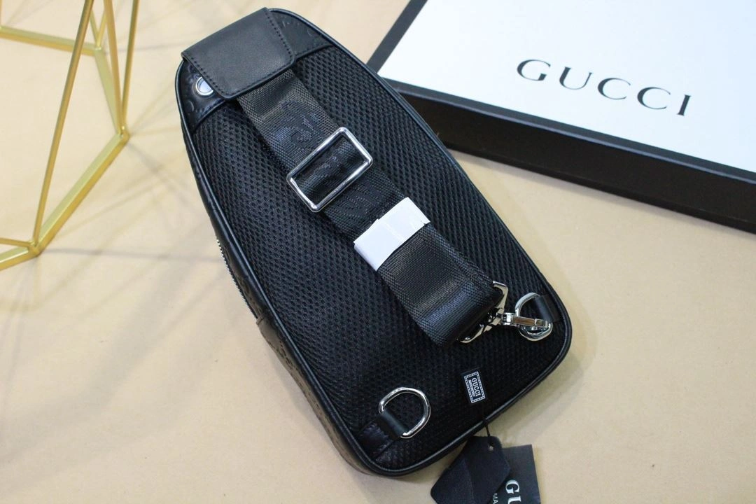 Mens Gucci Waist Chest Packs Modern 92947