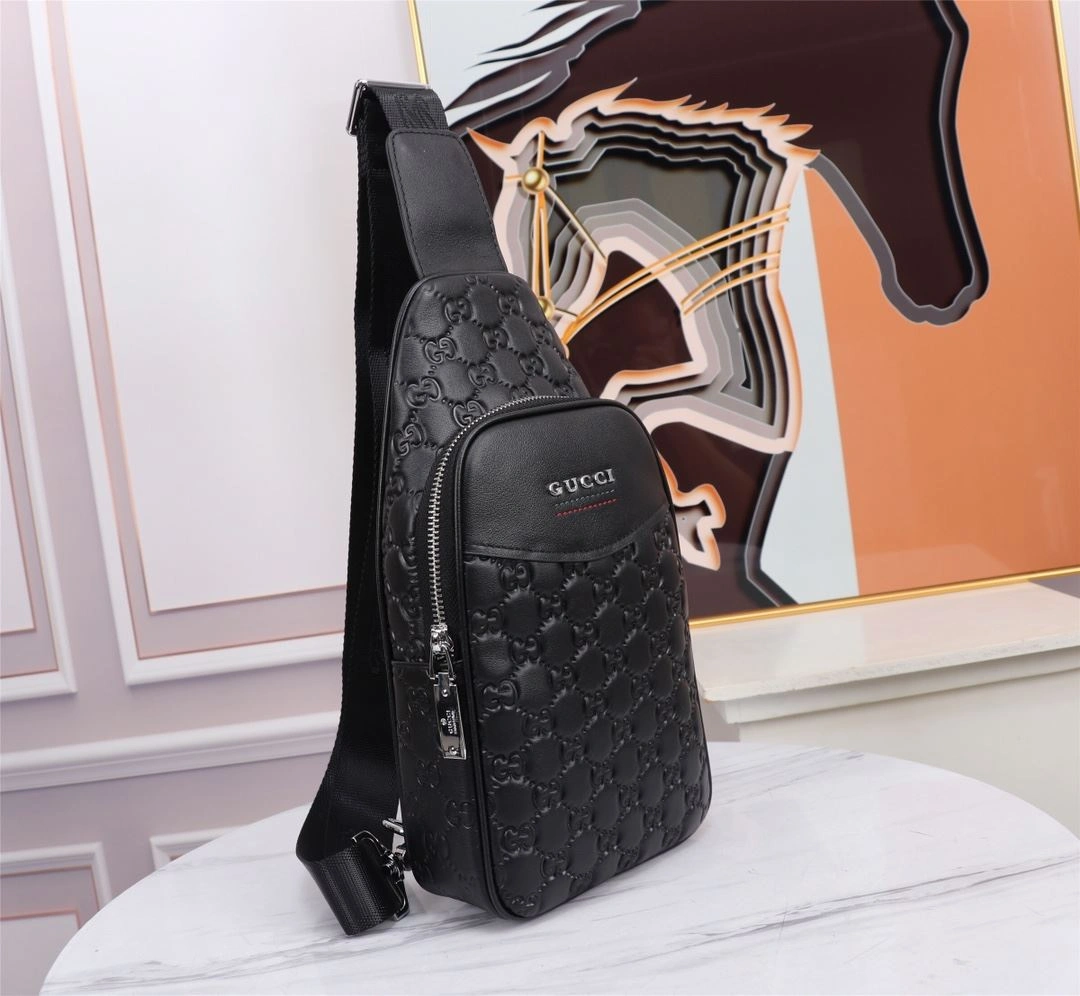 Minimalist Mens Gucci Waist Chest Packs 92942