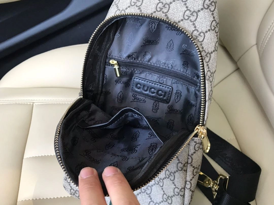 Mens Gucci Waist Chest Packs Fashionable 92937
