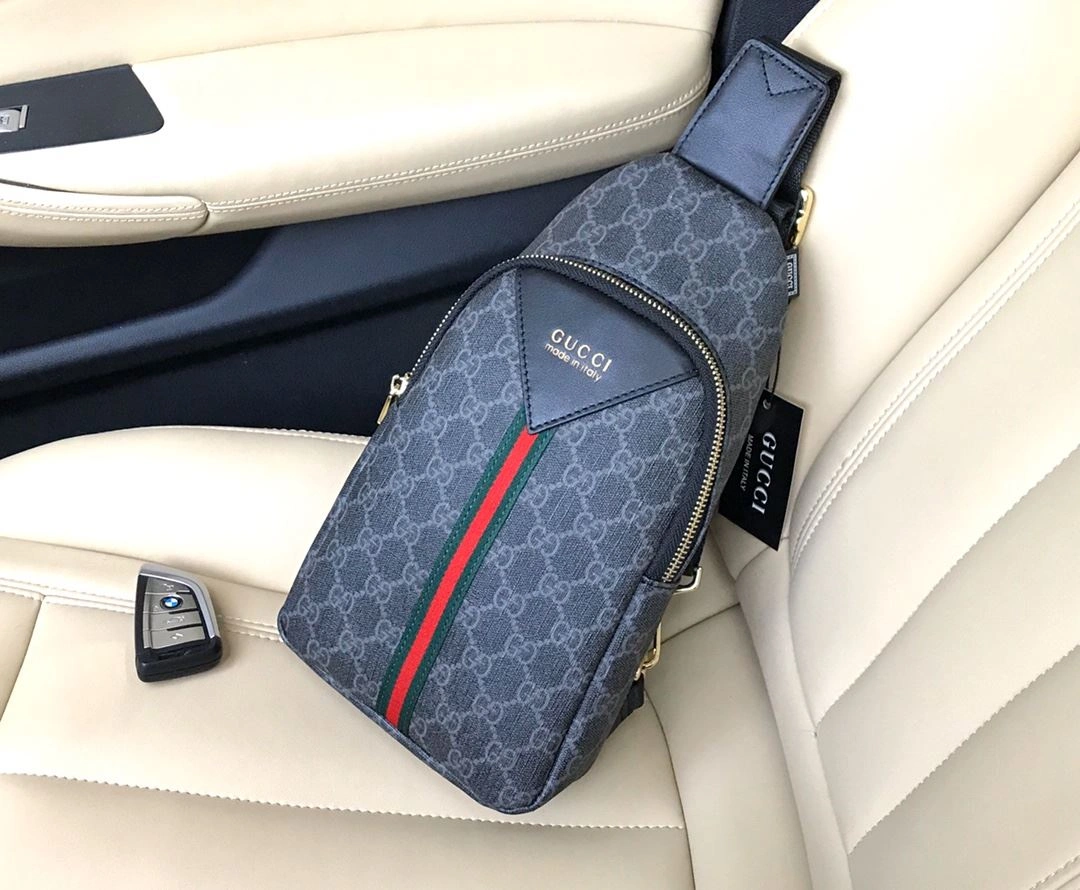 Sporty Mens Gucci Waist Chest Packs 92935