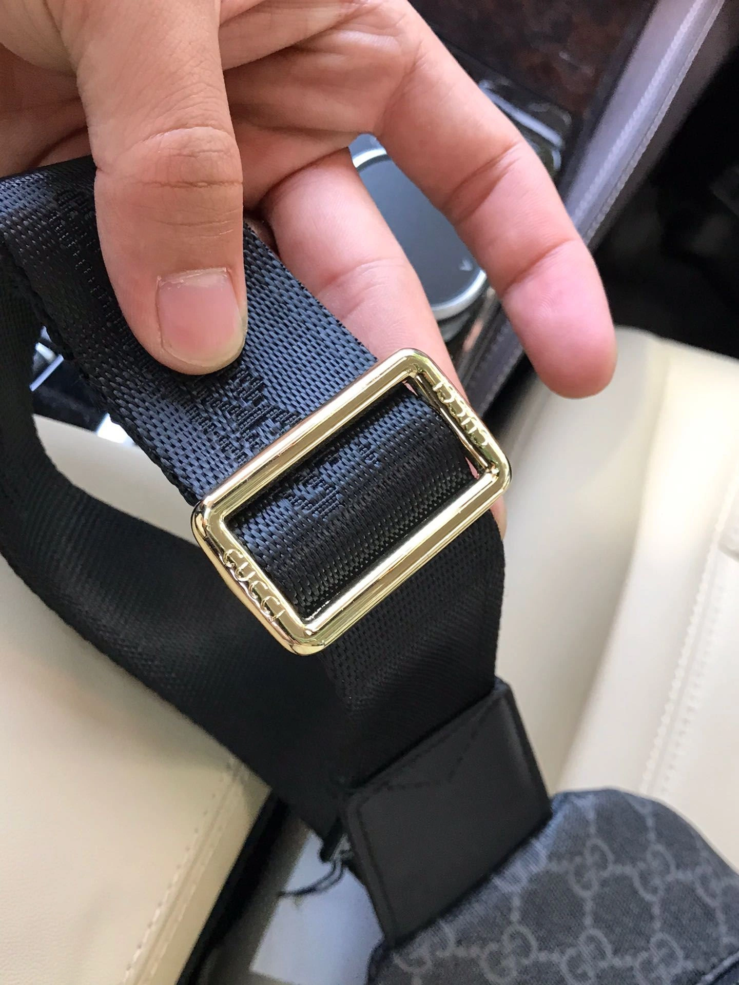 Sporty Mens Gucci Waist Chest Packs 92935