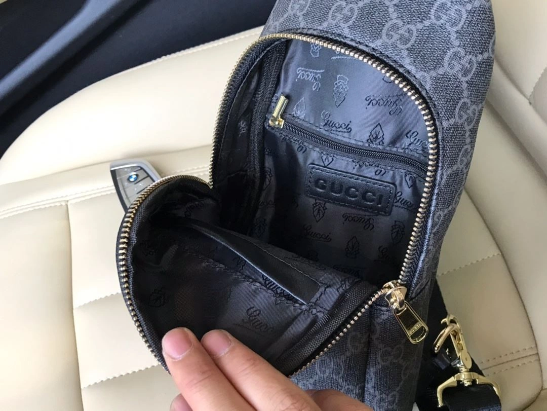 Sporty Mens Gucci Waist Chest Packs 92935