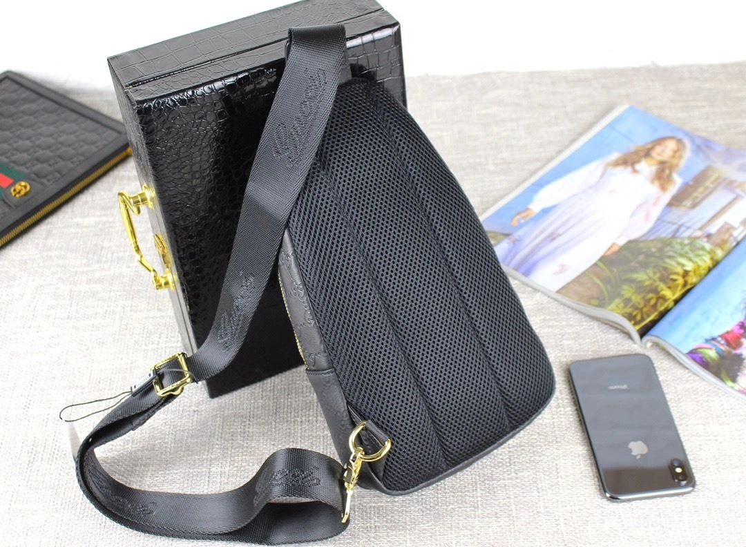 Mens Gucci Waist Chest Packs Chic 92933