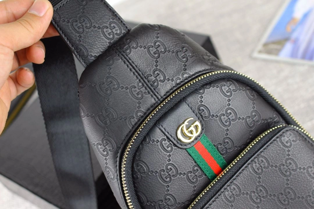 Mens Gucci Waist Chest Packs Chic 92933