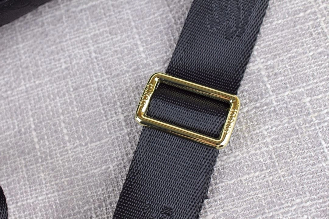 Mens Gucci Waist Chest Packs Chic 92933