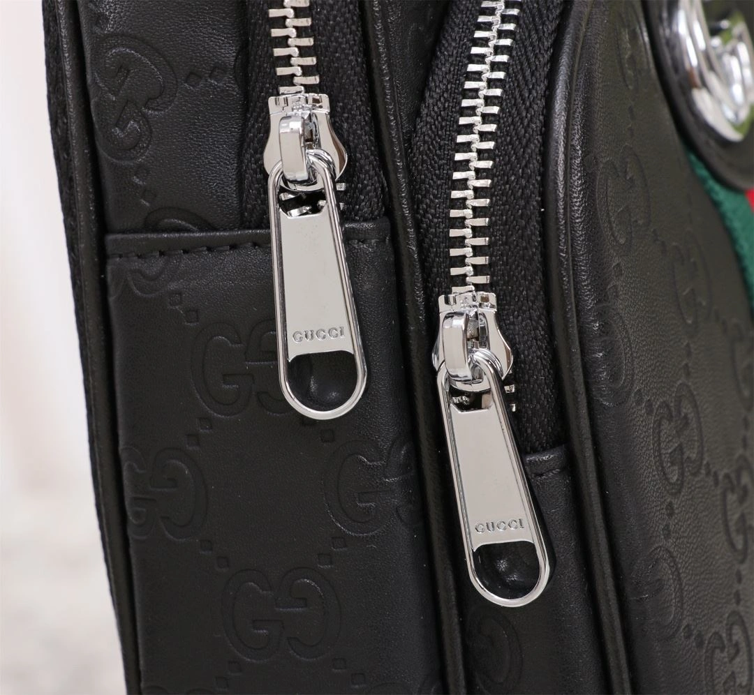 Sleek Mens Gucci Waist Chest Packs 92932