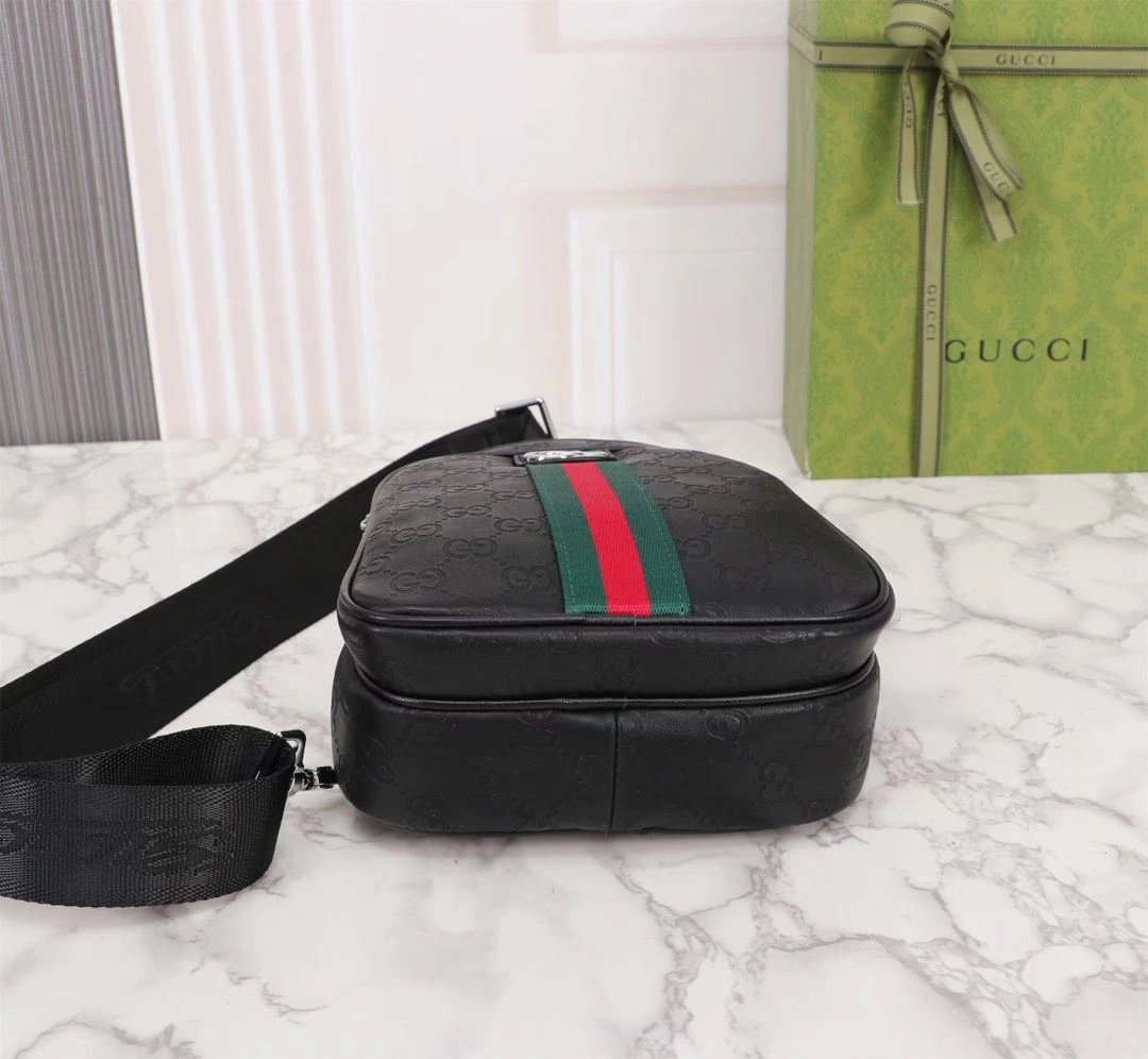 Sleek Mens Gucci Waist Chest Packs 92932