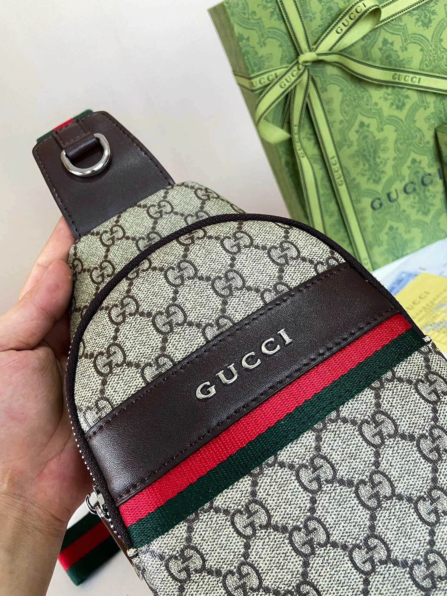 Resilient Mens Gucci Waist Chest Packs 92931