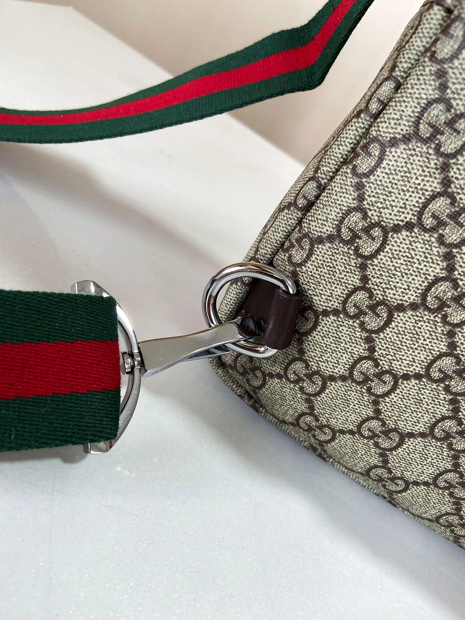 Resilient Mens Gucci Waist Chest Packs 92931