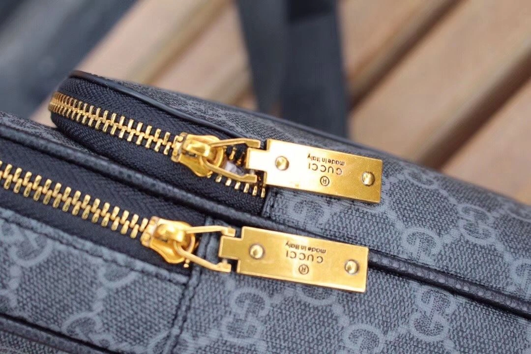 Mens Gucci Waist Chest Packs WaterResistant 92926
