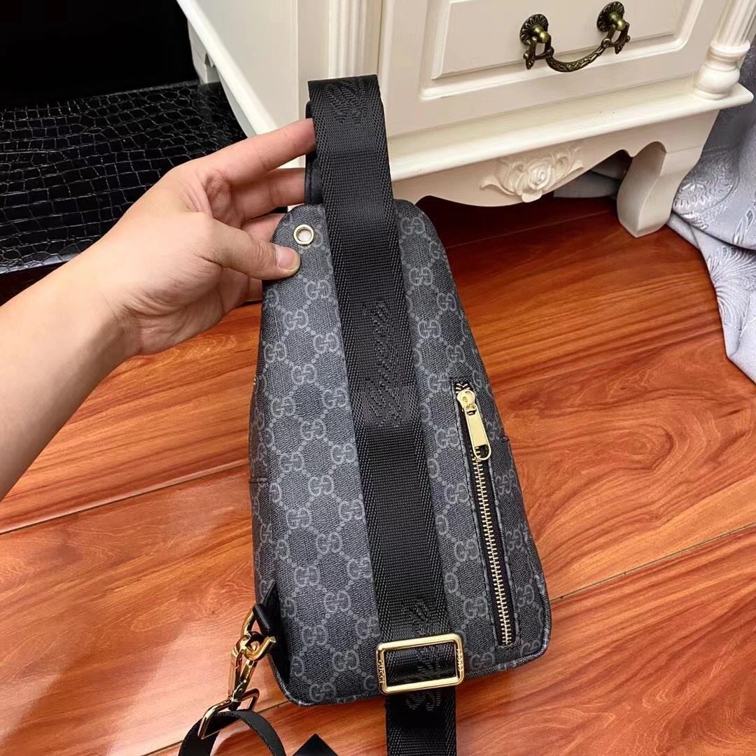 Mens Gucci Waist Chest Packs Compact 92924