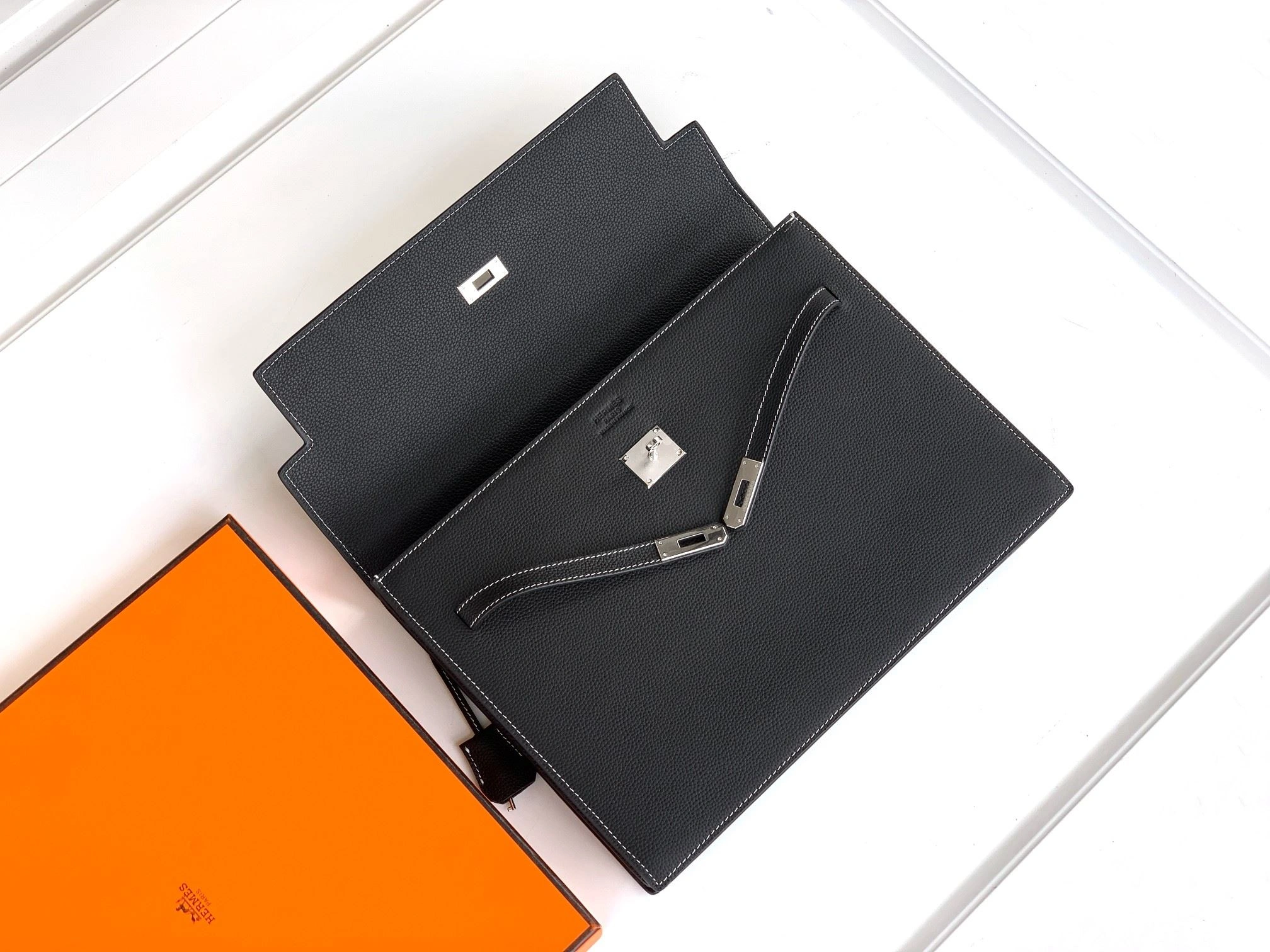 EyeCatching Mens Hermes Briefcases 91834