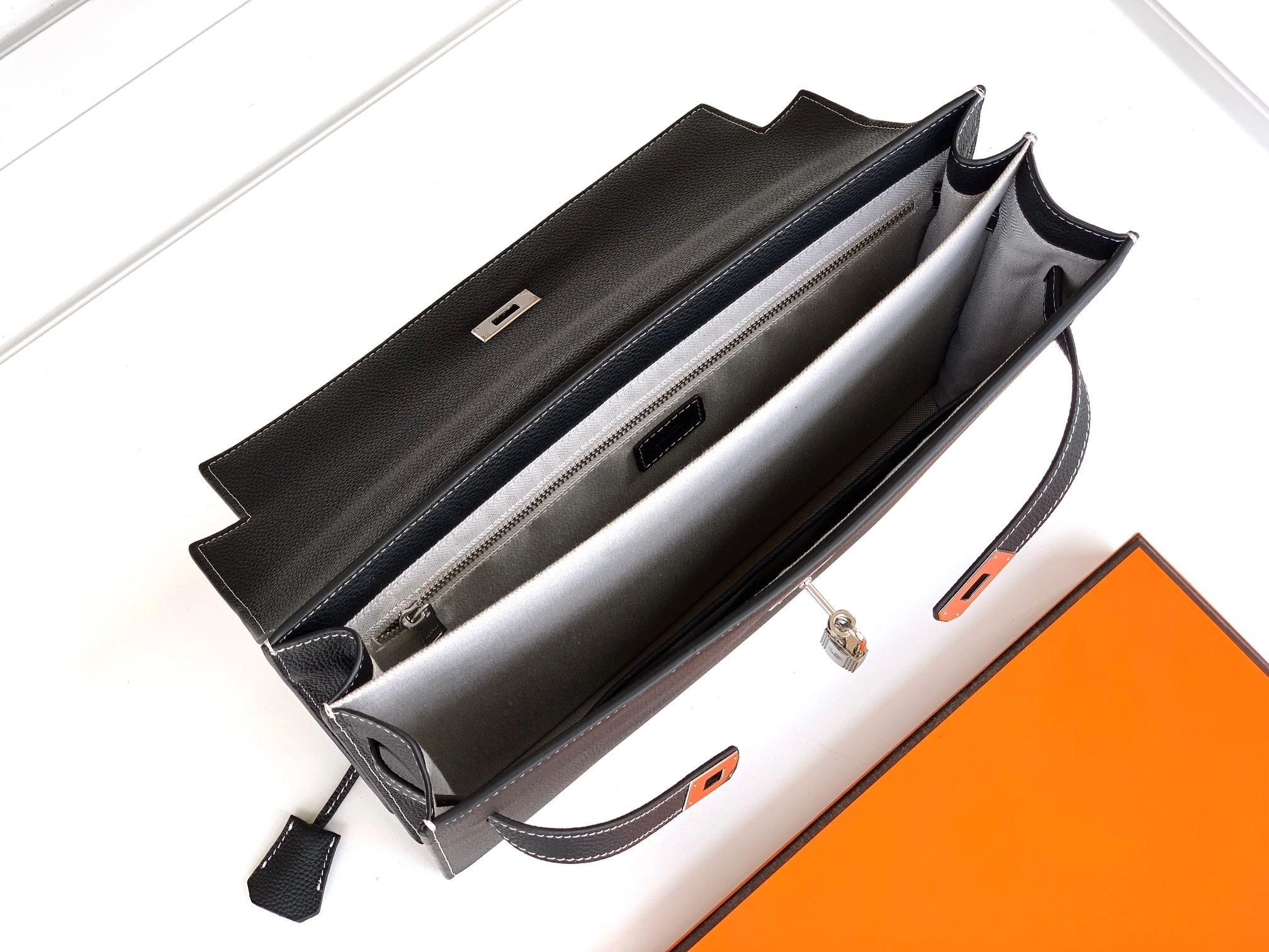 EyeCatching Mens Hermes Briefcases 91834