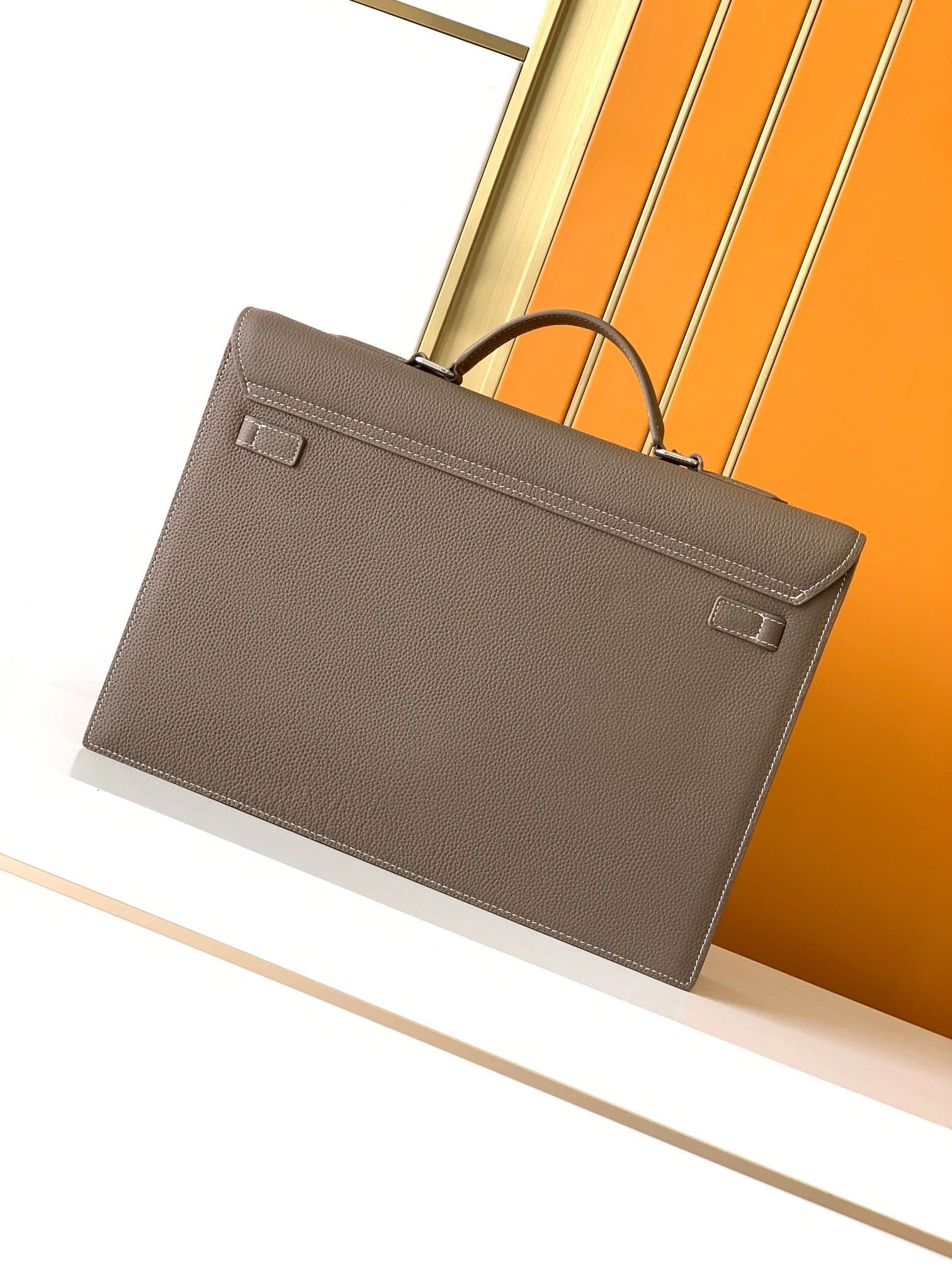WellDesigned Mens Hermes Briefcases 91830