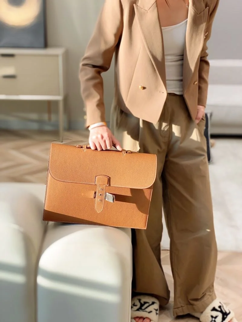 Mens Hermes Briefcases Flexible 47764