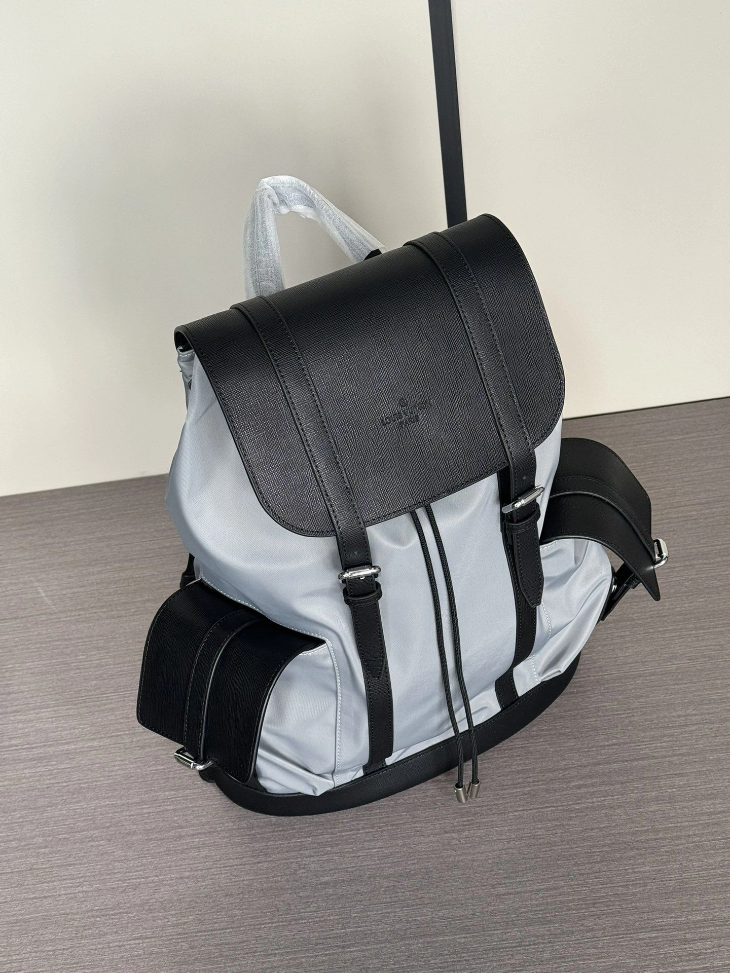Mens Louis Vuitton Backpacks SoftTouch 92833