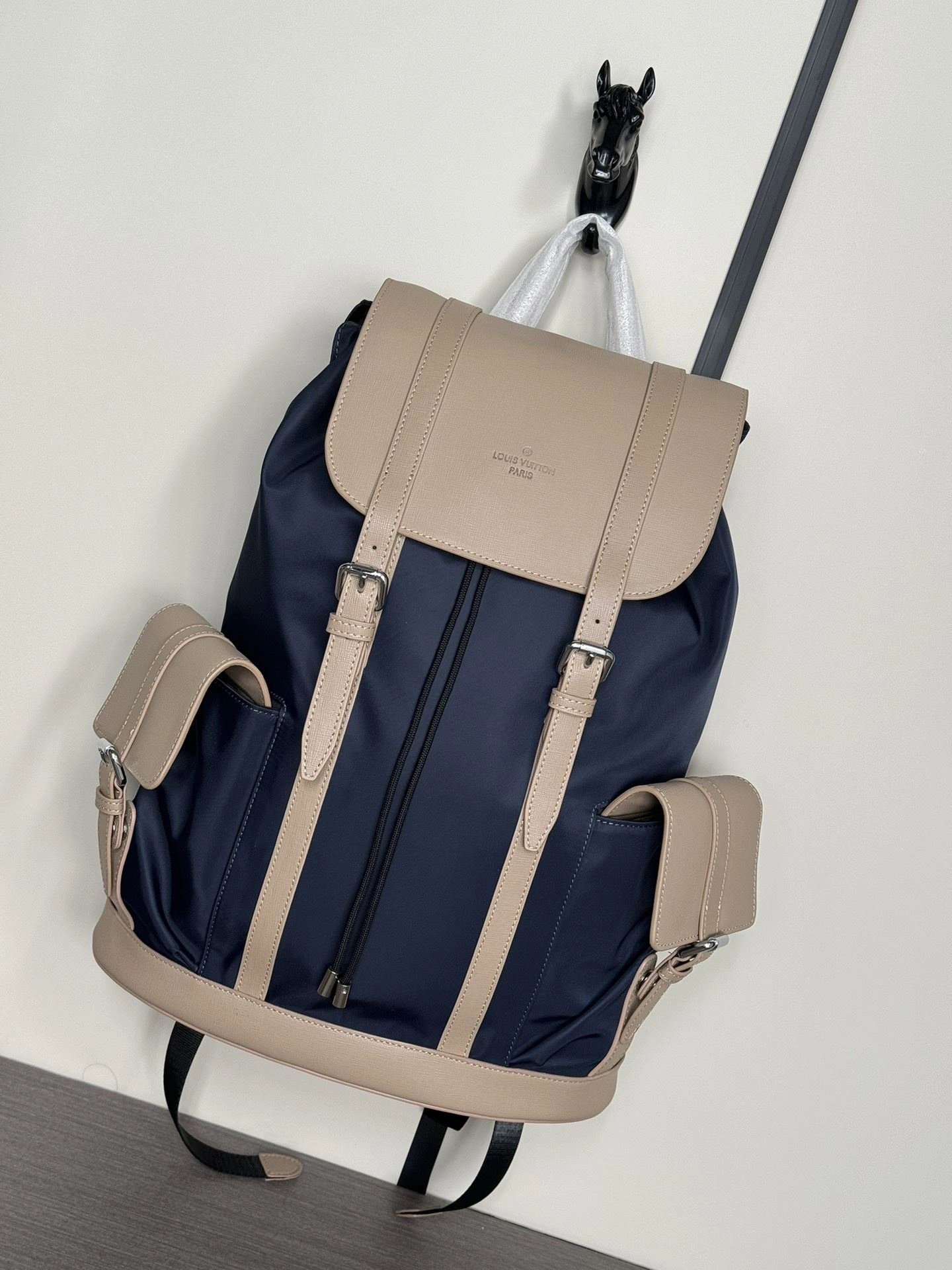 Functional Mens Louis Vuitton Backpacks 92831