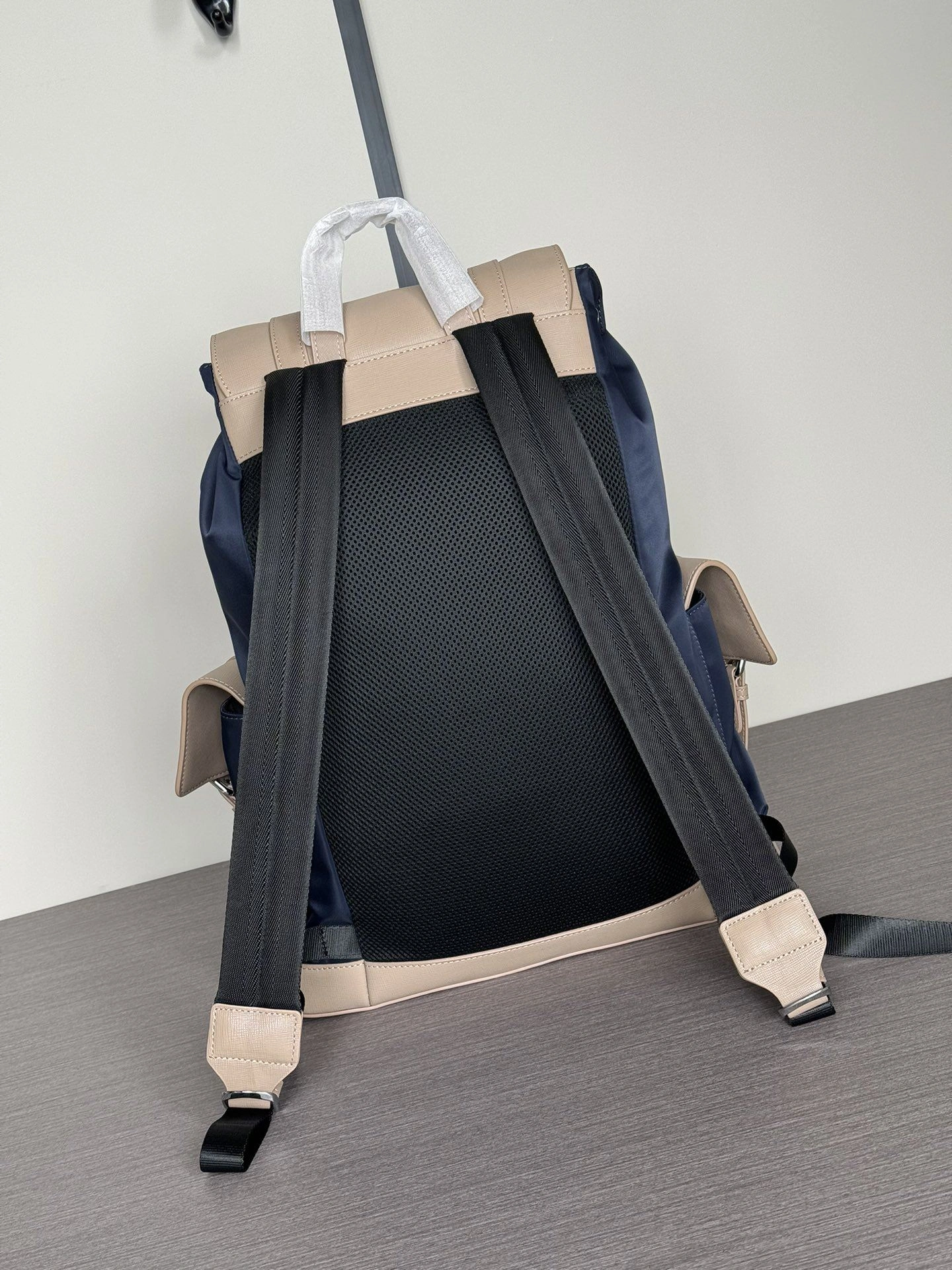 Functional Mens Louis Vuitton Backpacks 92831
