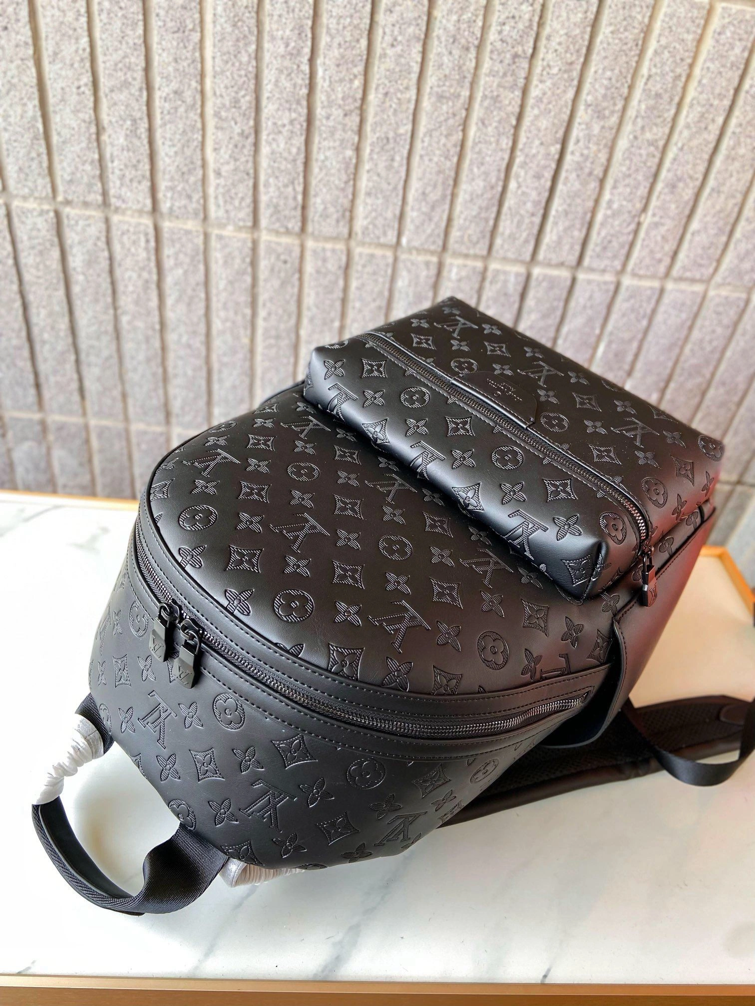 DailyWear Mens Louis Vuitton Backpacks 92854
